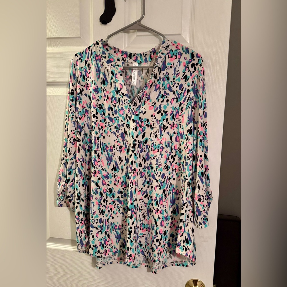 Colorful Printed V-Neck Top